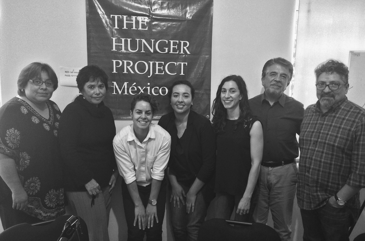 Global Food Initiative Scholar Tara Benesch and McNair Scholar Ana Ibarra meet with advocates from the Nutritional Health Alliance and El Poder del Consumidor in Mexico.