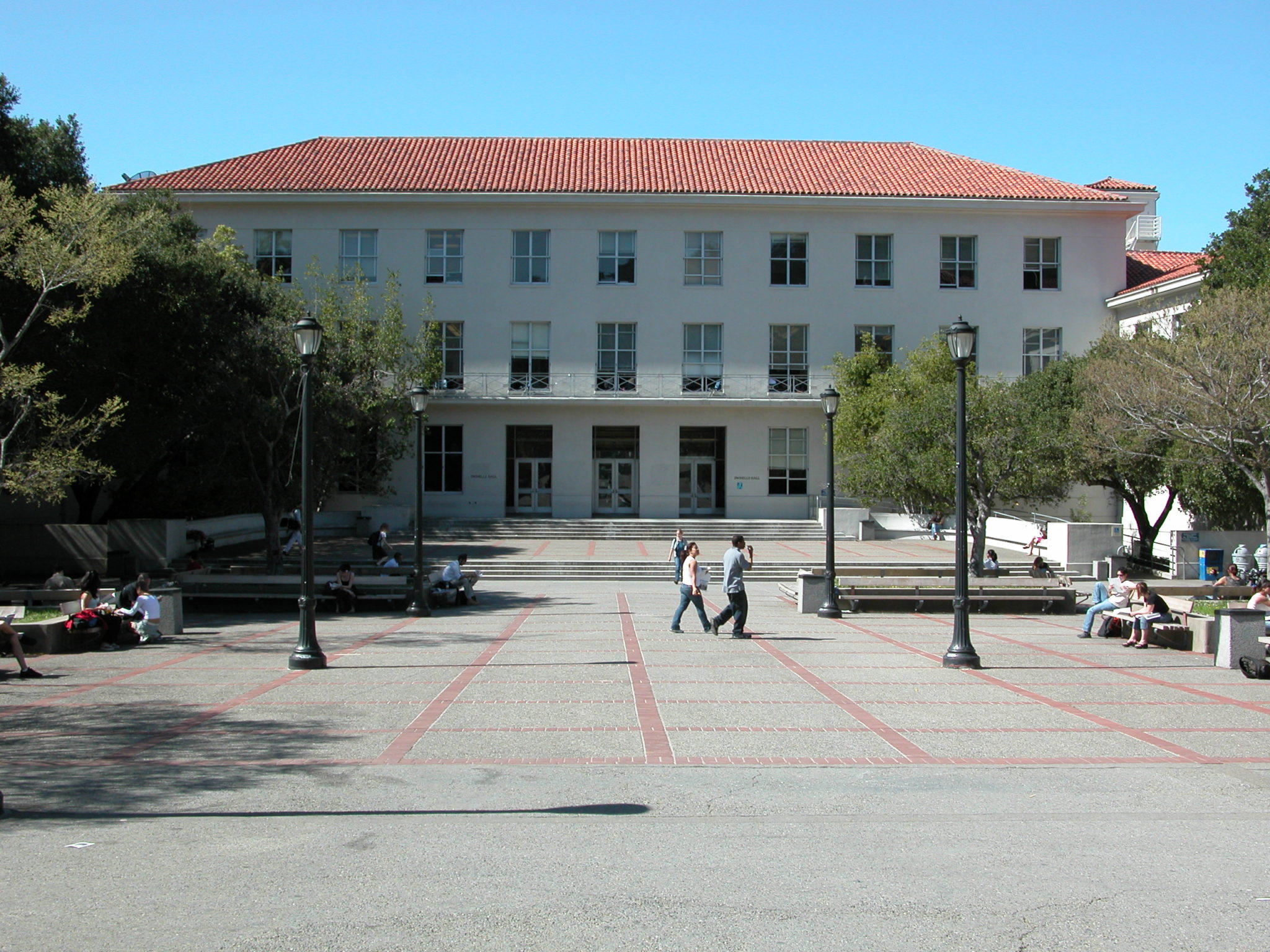 Photo of Dwinelle Hall.